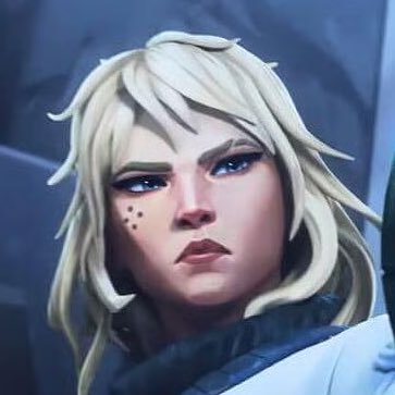 Casual Valorant Player ⚡️ | He/Him | EU | | Might post some Val too ✨ Avid VCT enjoyer | FNC 🧡 | TH 💛 | SEN ❤️ | WOL 💛 | TL 💙| PRX 🩷|