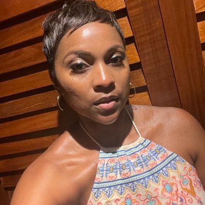 SimplyShannaM's profile picture. Nurse.LifeCoach