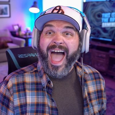 Husband | Daddy | 📷Creator l 🎮Gamer | Son of Washington Podcast | PUBG | @gamingonrumble Premium Creator | @RespawnProducts Partner | Powered by @GlytchEnergy