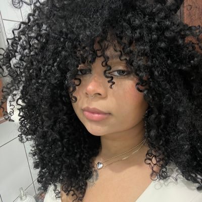 lucyyfranca's profile picture. fui na sua porta?