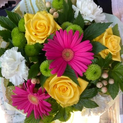 1963y888's profile picture. 花が好き🌸小物が好き⏳本が好き📙家族が好き💞🥰孫が可愛い🥰信教の自由、世界平和、明るい未来、子供、孫の時代が守られますように🙏💞DMお返事出来ません🙇‍♀️ごめんなさい🙏