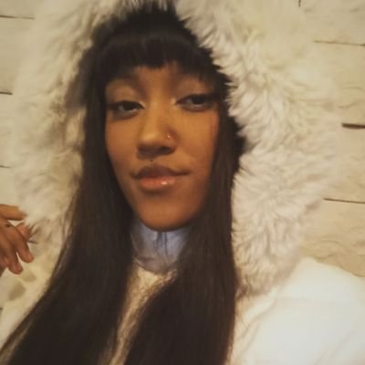 _bialpm's profile picture. Não sei usar isso