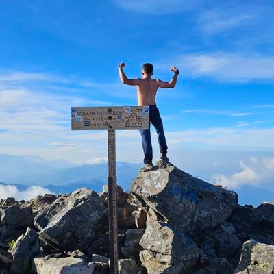 jesuscard95's profile picture. Químico Farmacéutico 👨‍🔬
Amante de los atardeceres 🌅 
Wanderluster 😊