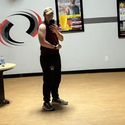 Hunter_M196's profile picture. athlete |email: meyershunter85@gmail.com| dm for #| 5’11 175lbs Wr RB LB