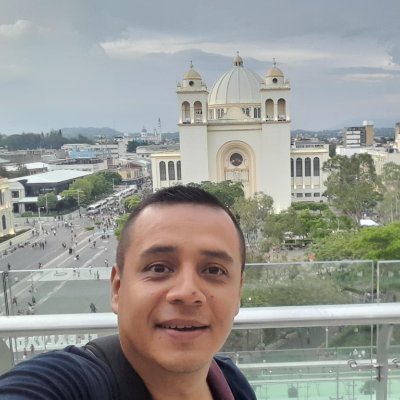 LeonelPerez0410's profile picture. El Salvador - Bélgica 🇸🇻✈️❤️🇧🇪 @unicaes_sv @ugent 👨‍🎓