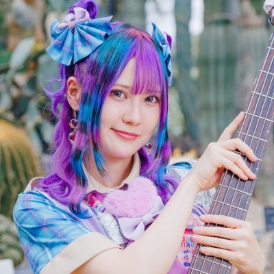 ✡みんなより1つ上の次元から降臨☯大好きだよパクパク軍団💜 #革命メロイック【@kakumei_mero】【@shumatsu_keion】のベース👿 #yunipactbass #ゆにふわビート スケジュールはハイライト、下記リンクをチェック!
