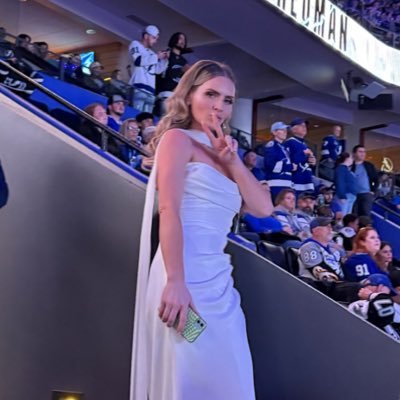 jessicamatherss's profile picture. I often forget I have twitter so don't expect much here