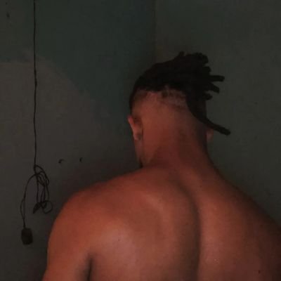 Ducasilva5's profile picture. 🤷🏻‍♂️🧐