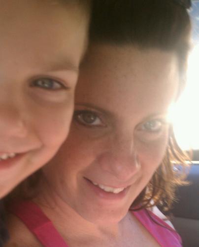 queeniec21's profile picture. 