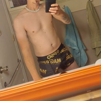 BDThump69's profile picture. CAM4 & STRIPCHAT Male model!!!! Dickthump69 and BDWhiteboy69 always horny and always hard 😁😜😉🤤