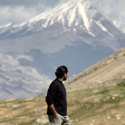 theHamidway's profile picture. افراطیِ بی‌منطق