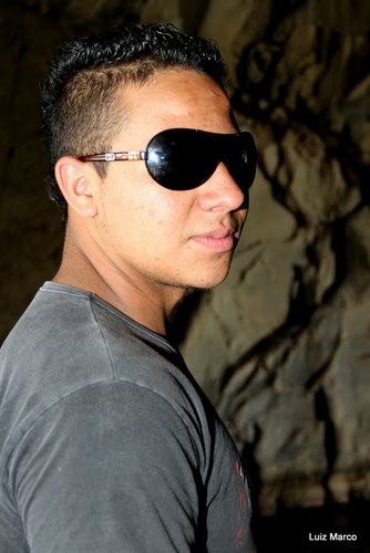 Sou Baterista do Templo Sede, de Fazenda Rio Grande!.......a Minha maior Paixão é toca batera! Gosto de faze meu melhor pra Deus!