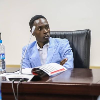 GiftZungaile's profile picture. Governance Activist|Co-founder Vision 40 Youth Foundation|Co-founder Youth Ignite|Politician|Writer