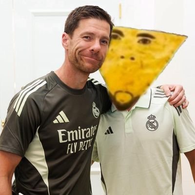 El pesao de los sellos // Twitter fútbol RM low cost #realmadrid