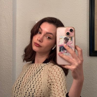 lvvciaa's profile picture. loca pero buena moza