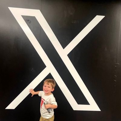 StellarrppBobby's profile picture. referring to the headquarter 🛠️