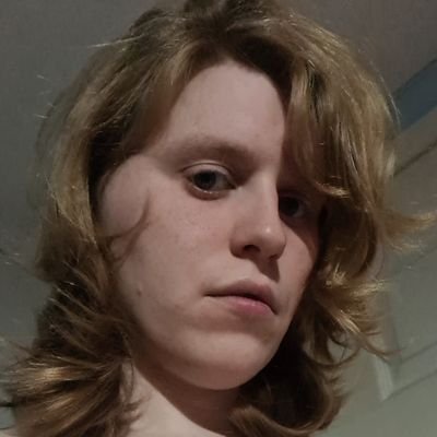29 Tgirl MDNI 🏴
Gay for girls
Reply to me with a nude and i will block you