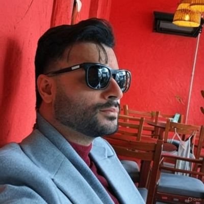🐶Futurist, writer, Doge lover🐕
اولین دوِلوپرِ دوج کوین تو ایران/یه کُدِ بیدارِ خسته تو شبیه سازی🌌🧠