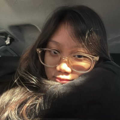 legnna_'s profile picture. sit and stare ᐧ༚̮ᐧ