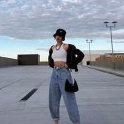 Rhared88263's profile picture. 