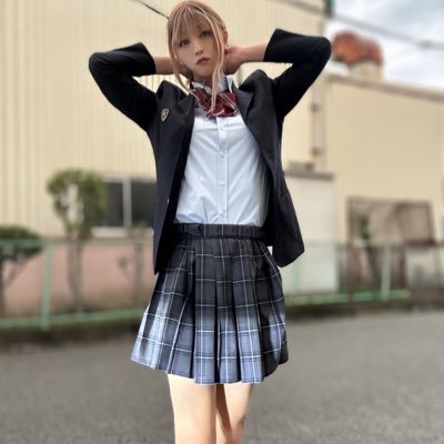主に自撮りやYouTube動画をアップしてます。最近自伝小説を書き始めました。なるべく皆様にお返事します!天然らしいのでたまに失礼があるかもしれません!目立ちたがりの引っ込み思案で人見知り!曲がったことは嫌いです
