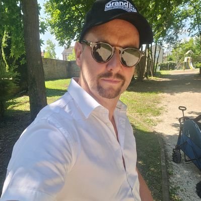 Attaché de presse de la Région Grand Est
| ex journaliste TV, radio et web (Compte personnel)