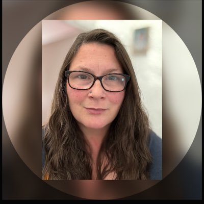 1975sommerville's profile picture. ❤️🤍💙.