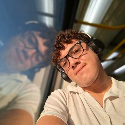 Não sei mais o que está acontecendo mesmo
apareço aqui de vez em quando
qualquer coisa manda uma DM