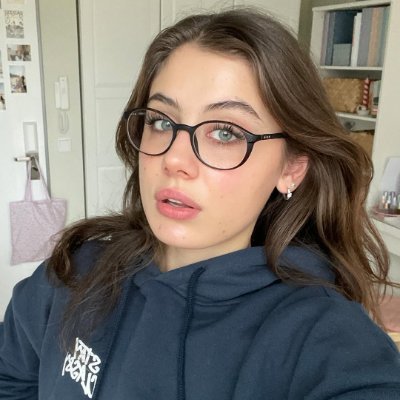 Left my heart in US, found my soul in EU 🥐
Fluent in English, emojis and existential dread