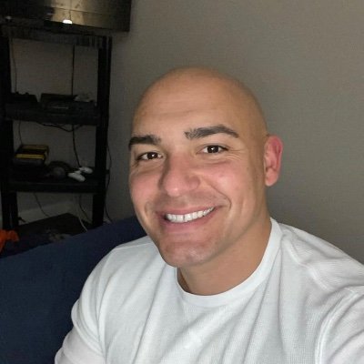 I'm here to look for a good woman to make a good relationship together.