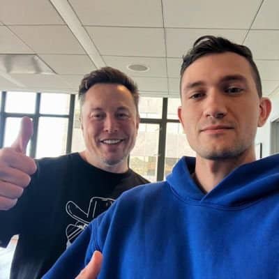 DObazee21860's profile picture. Software Engineer #MAGA #TRUMP2024 #Leadership #TechSupport #ProdMgmt #Sales.