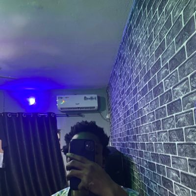dataanalyst000's profile picture. Self-taught Data Analyst | BSc Economics 🎓 | SQL • Excel • Python • Power BI 💻 | Nerd 📚 | Cat Dad 🐾 | Chelsea 💙 | Messi & Wizkid 🐐| Educationist