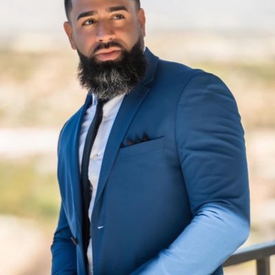 ⚜️Only Page⚜️ God First 🙏🏻🕊️ Father 👨👦Mentor 💰 Send a dm if you're interested in what I do Make an effort not an excuse. $10000=$1M