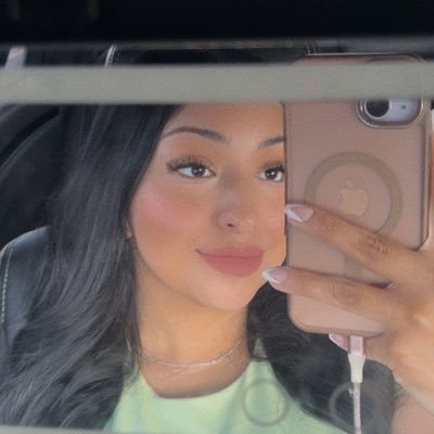 kassiirivera's profile picture. ♊︎