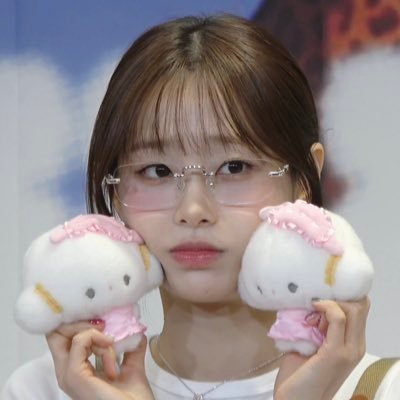 bitchbabyyy's profile picture. 