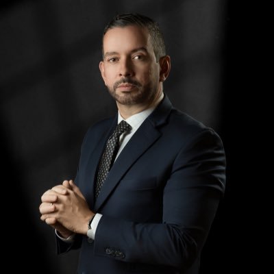 🇧🇷 * Advogado; * Sócio fundador do @CD_Advocacia; Tributação Internacional e Nacional. Trust, Offshore e Companhias. Palestrante, Professor.