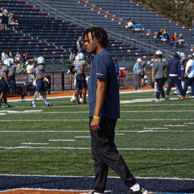 CassiusBegley's profile picture. | 6’2 200 DB highlights below ⬇️⬇️⬇️