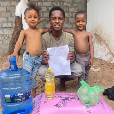I'm Abdou I lived with my little siblings. I would love to meet new people all over the world.