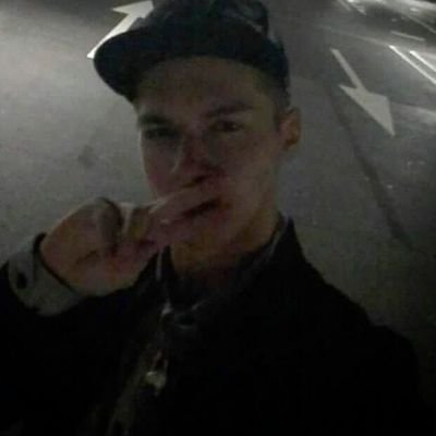 I_on_d73n's profile picture. it's a play