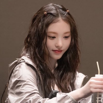 dittoclara's profile picture. 💭