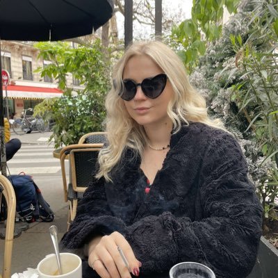 e_llaj's profile picture. Writer | Anthropologist (LSE, Cam)