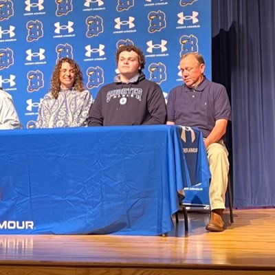 God first ✝️ John 3:16 ~ Student Athlete ~ OL (G/T)/TE c/o 2025• GPA: 3.9 • 6’4 • 275 Lbs || BRUNSWICK HIGH, 📍Ga email: aidenwatford@gmail.com