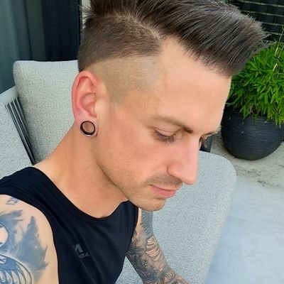 RandyRhine1's profile picture. Bisexual - Belgium🇧🇪 NL/FR/ENG - versatile

DM for collabs!