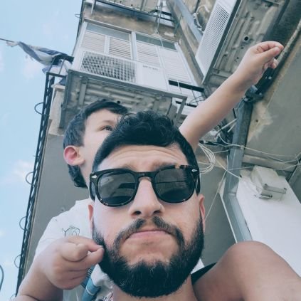 elilling's profile picture. 