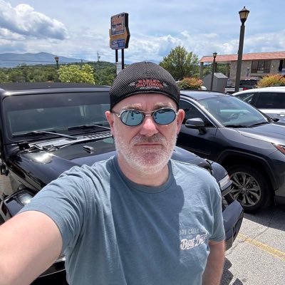 Bagger_Superman's profile picture. I haul cattle, ride motorcycles, and go to concerts. I also LOVE cats and dogs. My wife also says that I'm an amazing husband 🤷🏻‍♂️🥇