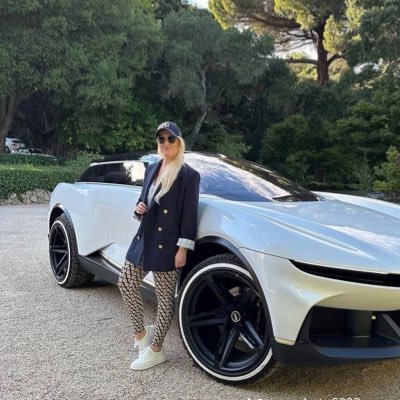 realevanskate00's profile picture. I’m a philanthropist billionaire I came here to help people