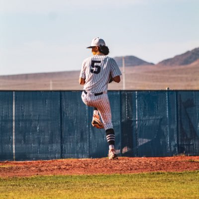 PaytonBryan2026's profile picture. Class of 2026 6’1/165lbs RHP GPA 4.1 Field level is Payton Bryan