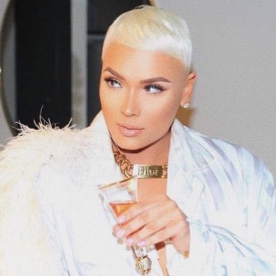 The Flyest White B!tch , Trend Starter, Creative Director, Stylist, & Icon In The Making….