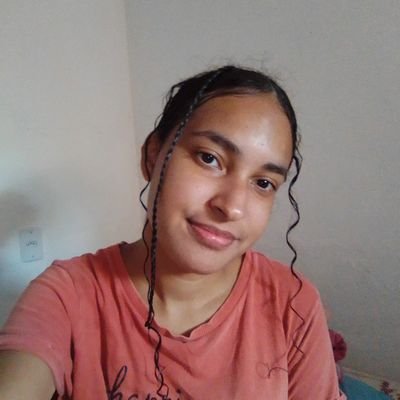22y.
Eu prefiro ser poesia e ter hitória para contar 🌼 🇭🇺