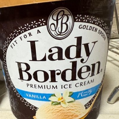 ladyboden072's profile picture. 